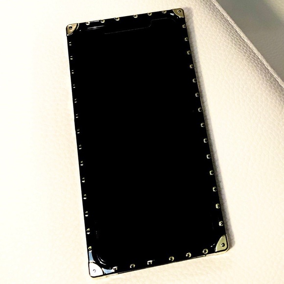 Available for iPhone 11 - Picture 12 of 12